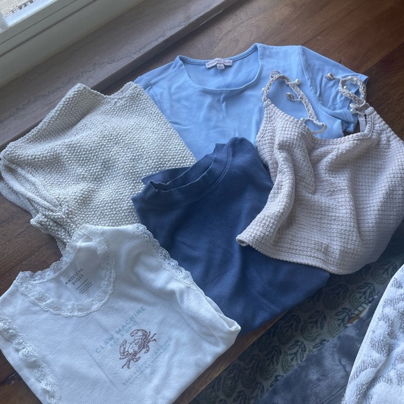 Coastal girl tops bundle - Picture 6 of 11